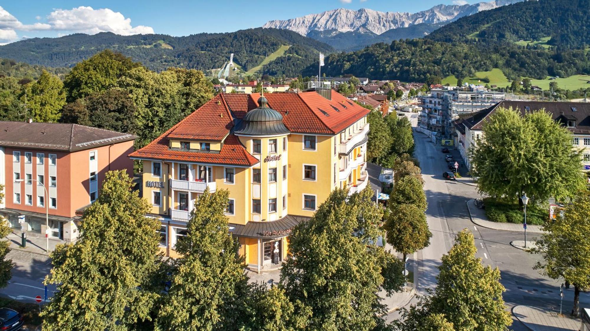 Hotel Vier Jahreszeiten Garmisch-Partenkirchen Eksteriør bilde