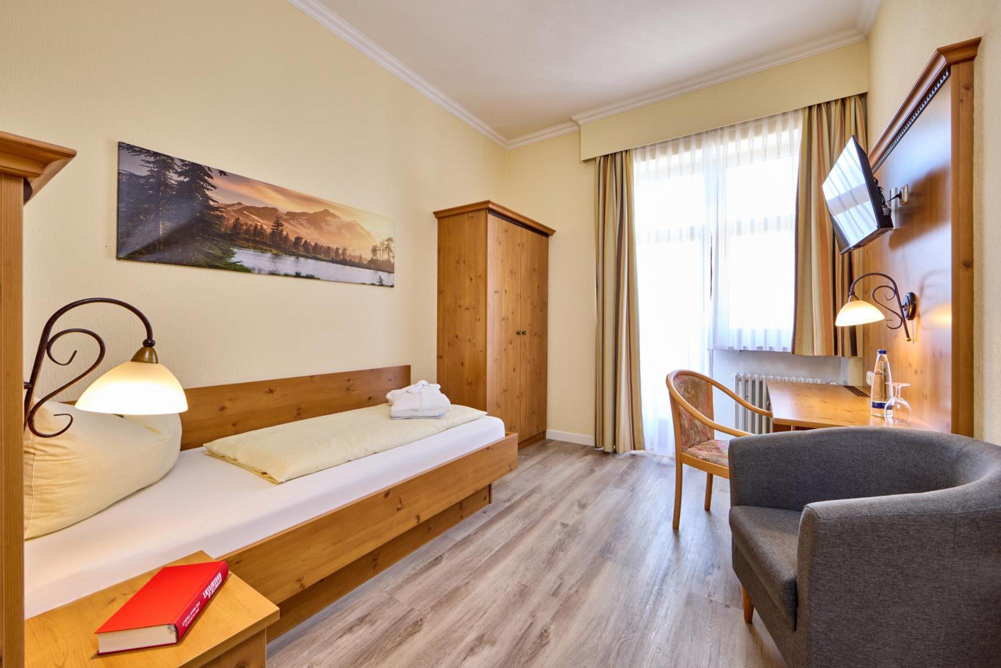 Hotel Vier Jahreszeiten Garmisch-Partenkirchen Eksteriør bilde
